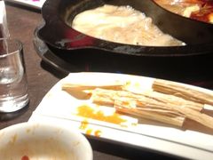 -九牧鱻·渝老鬼重庆火锅(人民路店)