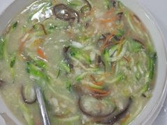-明本湛江鸡•海鲜小厨(陈家祠店)