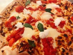 -城市大道红炉披萨烘焙坊