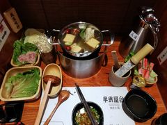 -独食火锅·半米屋台(直营总店)
