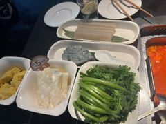 -海底捞火锅智慧餐厅(中骏世界城店)