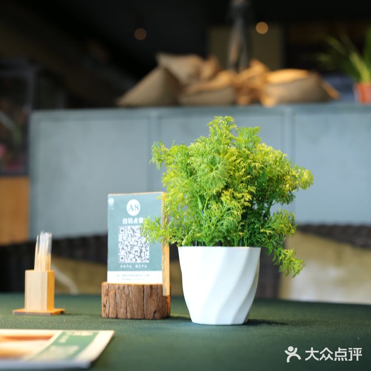 边吃边拍 | 四十不到的惊喜套餐