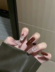 -IDO美甲美睫