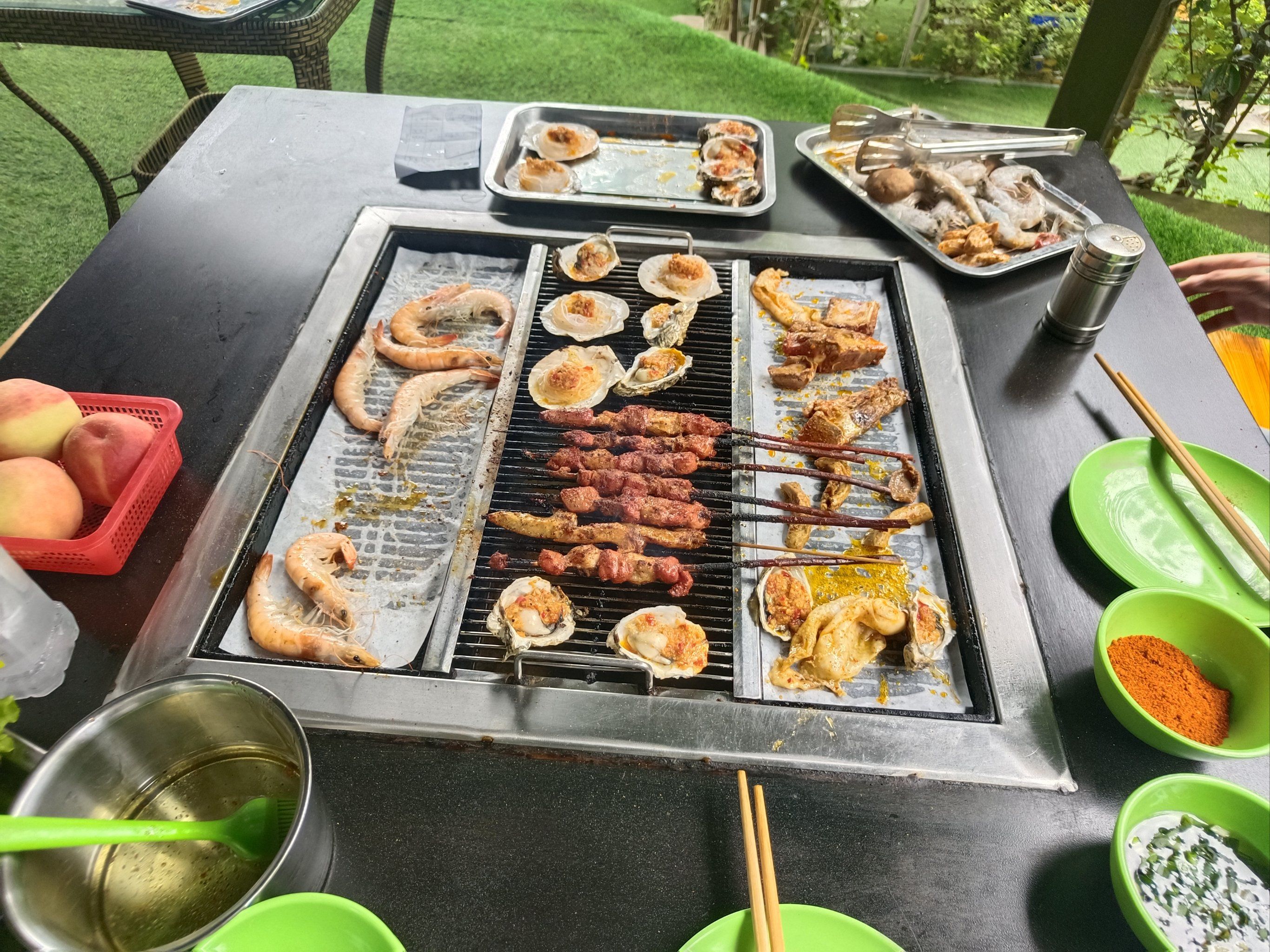 烤肉很好吃,自助烤肉,种类还挺多的,适合