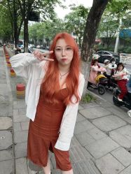 -苑苑发型设计