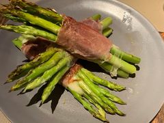 炭烤芦笋-Carbon莫卡哆·意大利复古集市餐厅(杭州大厦店)