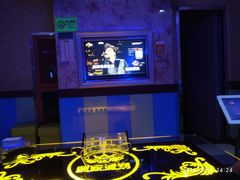 -皇家派对KTV(大润发店)