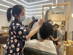 -苏豪路易士·嘉玛发廊