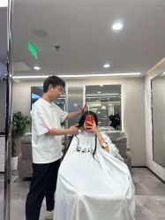 -简法造型·品牌形象店