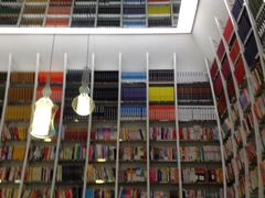 钟书阁四-钟书阁(松江泰晤士小镇店)