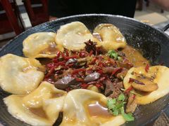 -百味地锅鸡(二店·财校分店)