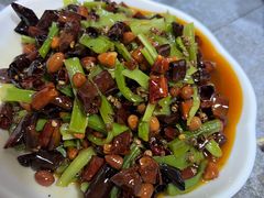 -咊记茅草棚柴火鸡(乌当店)