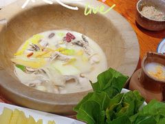 -滇香肴·云南菜蒸汽石锅鱼(云南北路店)