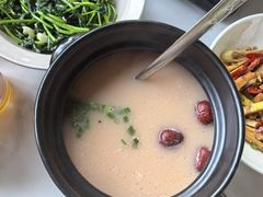 -洈水谣 · 地道荆州松滋菜(菱角湖公园店)