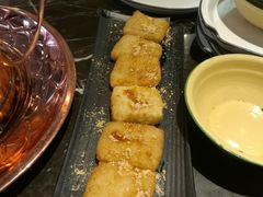 -巴四老城区炭火蛙锅(张江店)