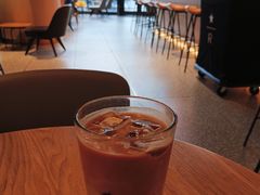 -星巴克臻选(上海合生汇1F店)