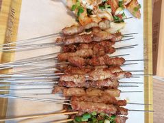 -街角等你.大连海鲜烧烤.经典铁板海鲜串(西安路店)