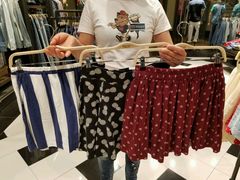 -王府井奥莱临潼小镇(临潼店)