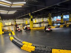 -极限PLAY运动娱乐新世界·团建派对潮玩休闲馆·室内蹦极高空游乐园