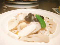 -韵秋荷(宝山龙湖天街店)