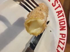 -Tube station站点比萨(王府井百货店)