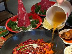 -萍姐火锅·公路夜市(武汉首店)