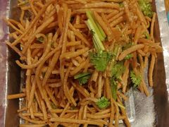 徐州香菜拌散子-7只羊·鲜羊肉串·地锅鸡精酿(玄武墨香路店)