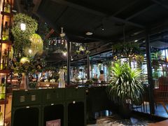 -临界音乐酒馆·小龙虾·江湖菜(华熙LIVE·鱼洞店)