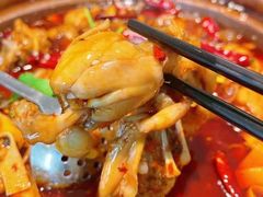 肥肠牛蛙砂锅-马头巷·食景园(苏州总店)