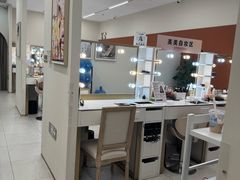 -HIMO海马体照相馆(上海华润CP静安店)