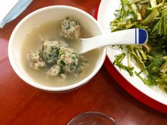 -锅贴王海鲜小馆