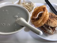 豆汁焦圈-老磁器口豆汁店(天坛店)