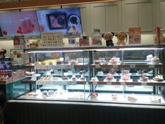 面包甜点陈列柜-多乐之日(颐堤港店)