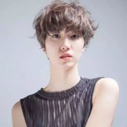 -BHG Hair Salon