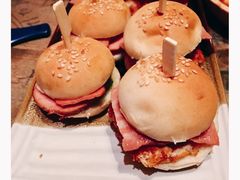 -Helens海伦司小酒馆(红旗南路店)