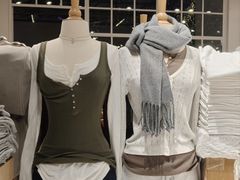 -Brandy Melville