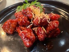 红酒泡沫牛仔粒-荟廷·晶萃(陆家嘴尚悦湾店)