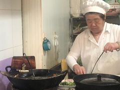 阿婆，蛮正宗滴-阿婆油墩子(五里桥路188弄小区店)