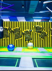 -反弹蹦床公园·亲子乐园·团建·派对(尚品奥莱店)