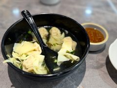 鲜肉小馄炖-莱莱小笼·乔艾