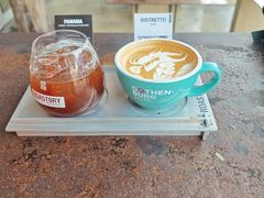 -Roast8ry Coffee Lab