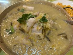 -鑫渔港海鲜本地菜·山海关浑锅(东戴河店)