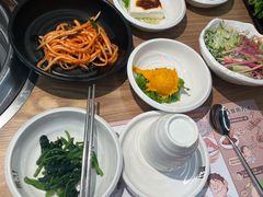 餐前小菜-本家韩国烤肉(青岛万象城店)