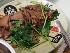 -烂厅下牛肉汤