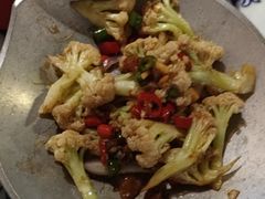-卢大鲜鱼头捞饭(美利广场店)