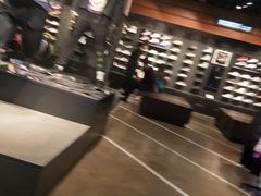 -NIKE武汉品牌体验店