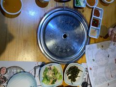 -唯成•韩国炭火烤肉 유성고기