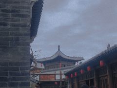 -雪山彩虹谷景区