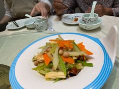 -鑫巴蜀小镇 · 水煮鱼专研店(玉桥店)