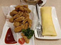 -佰搭果·广式茶餐厅(西华路店)